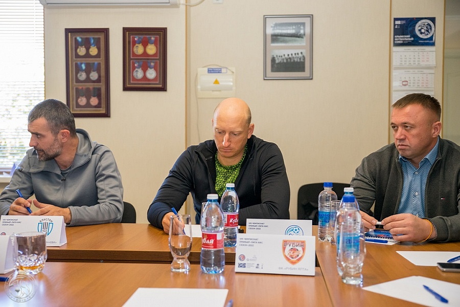imgs_rabochee_soveschanie_20221018_05_cfu2015com_900_600